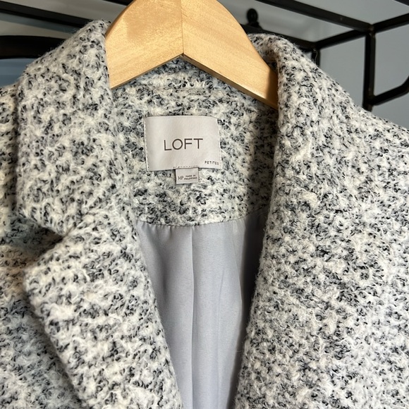 Loft Wool Blend Boucle Coat - Picture 3 of 17